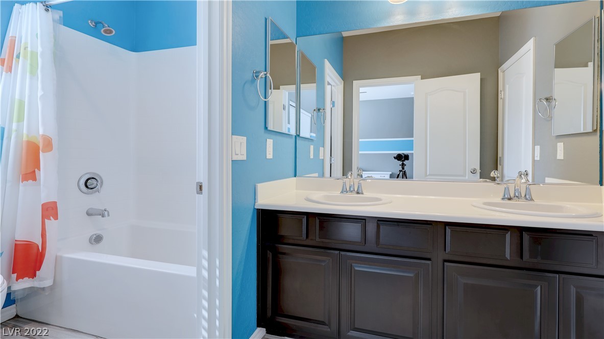 12454 Loggeta Way Las Vegas, NV 89141 - Photo 16 of 44