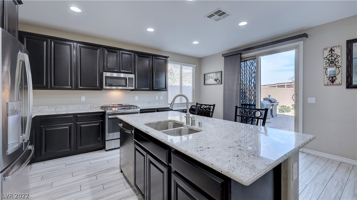 12454 Loggeta Way Las Vegas, NV 89141 - Photo 5 of 44