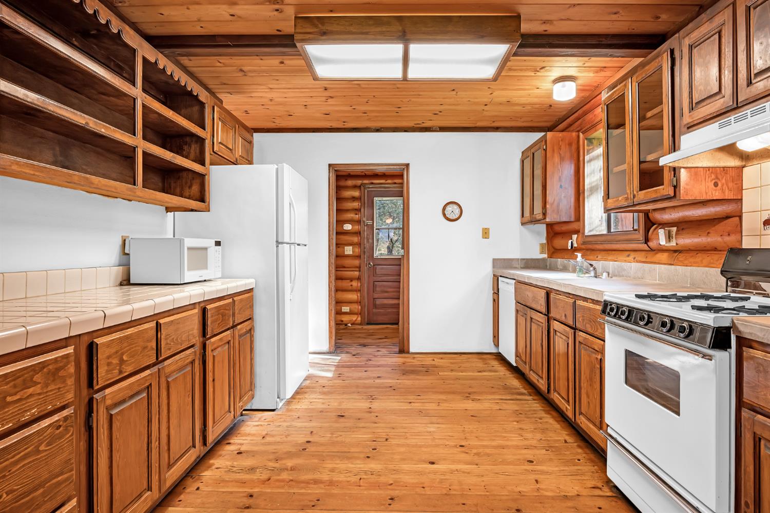 6187 Outingdale Road Somerset, CA 95684 - Photo 9 of 35