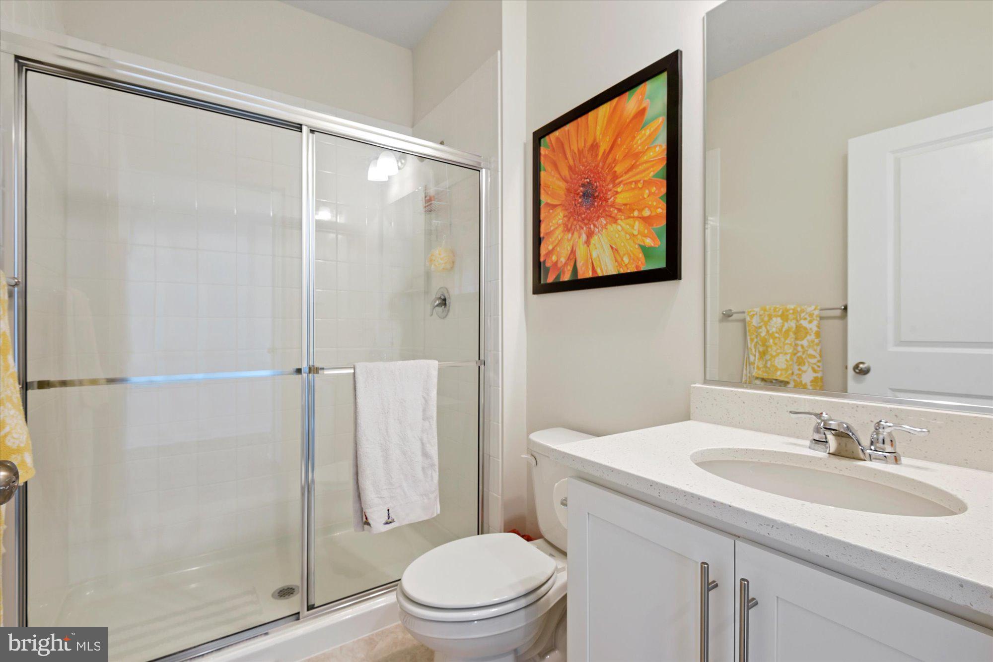 691 Stonegate Road Westminster, MD 21157 - Photo 19 of 36 First floor full bath