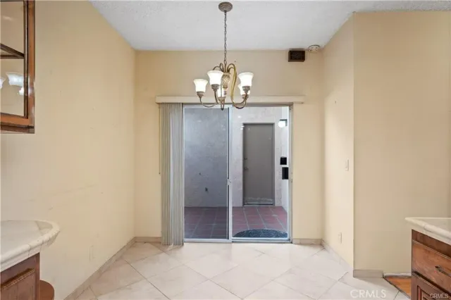 $995 | 25626 Oak Street, Lomita, CA 90717