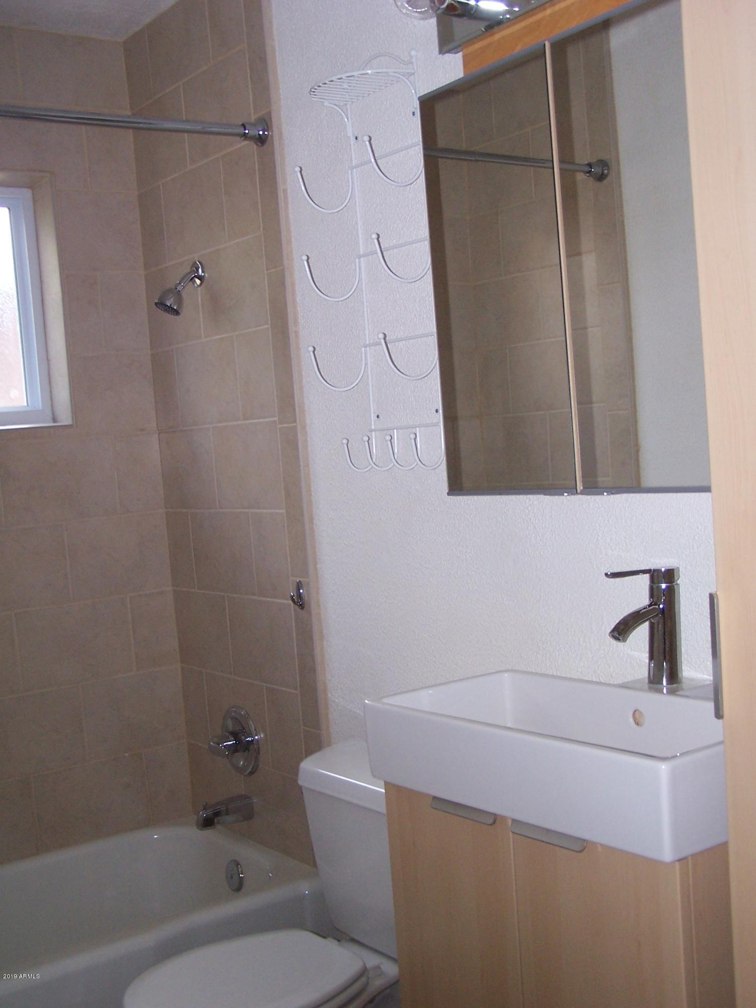 3446 East Coronado Road Phoenix, AZ 85008 - Photo 12 of 27 Guest Bathroom