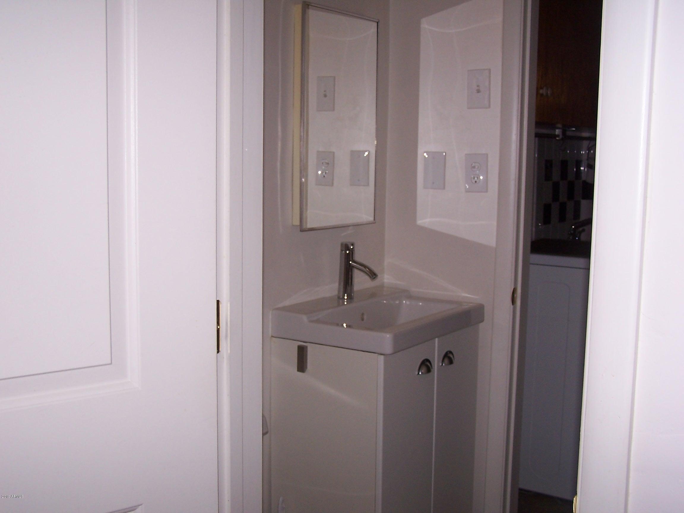 3446 East Coronado Road Phoenix, AZ 85008 - Photo 16 of 27 Master Bathroom