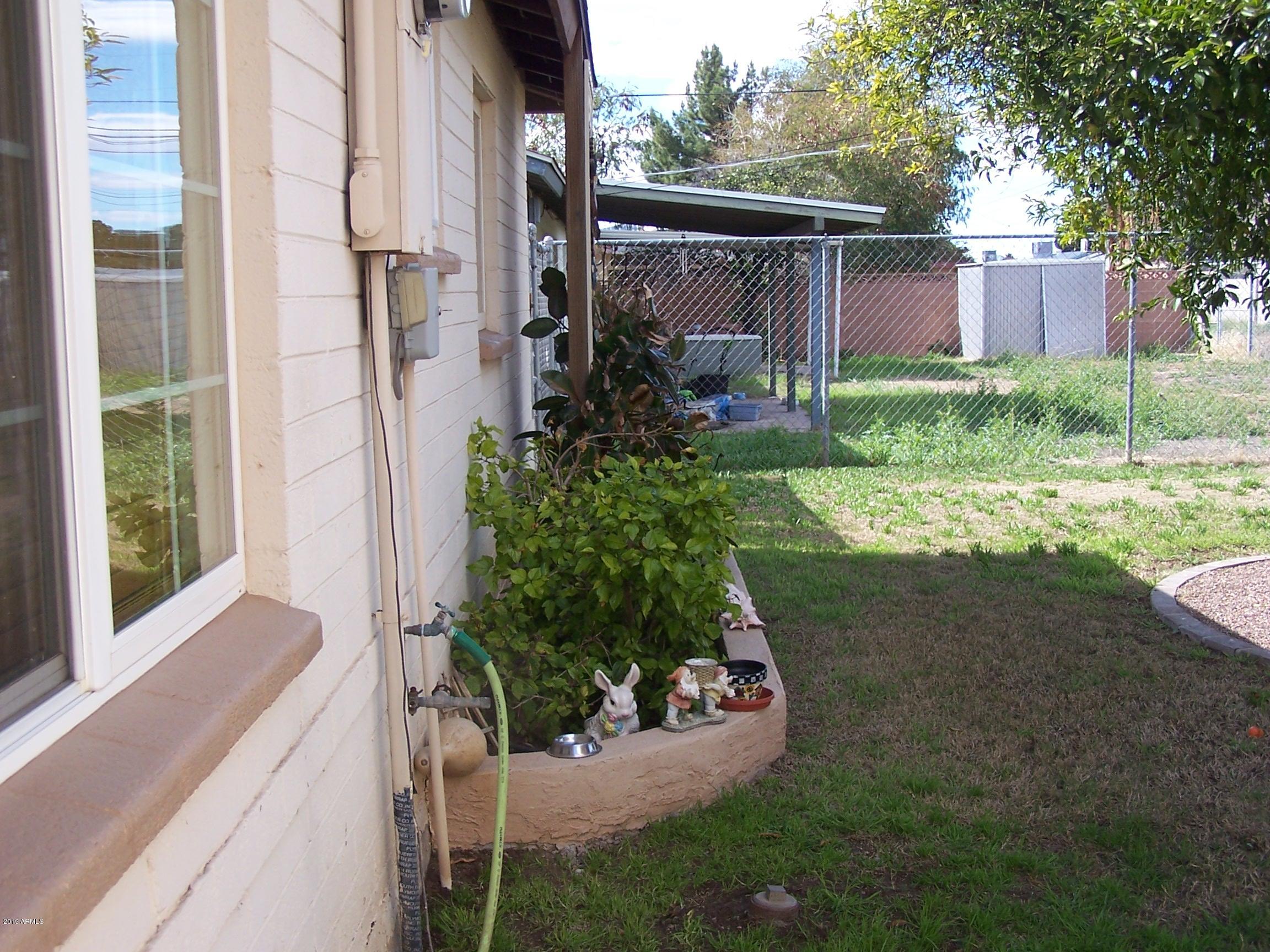 3446 East Coronado Road Phoenix, AZ 85008 - Photo 22 of 27 Flower Bed