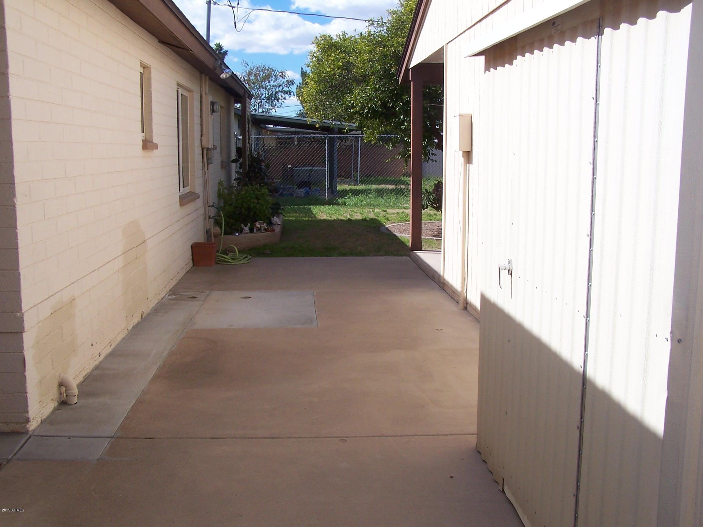 3446 East Coronado Road Phoenix, AZ 85008 - Photo 5 of 27 Passway from house to Garage/Storage