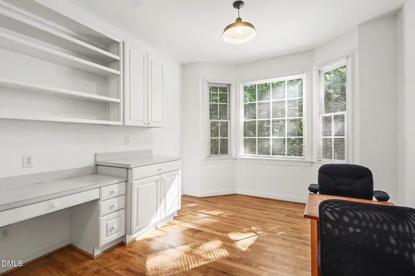 $674,900 | 104 North Crabtree Knoll, Chapel Hill, NC 27514