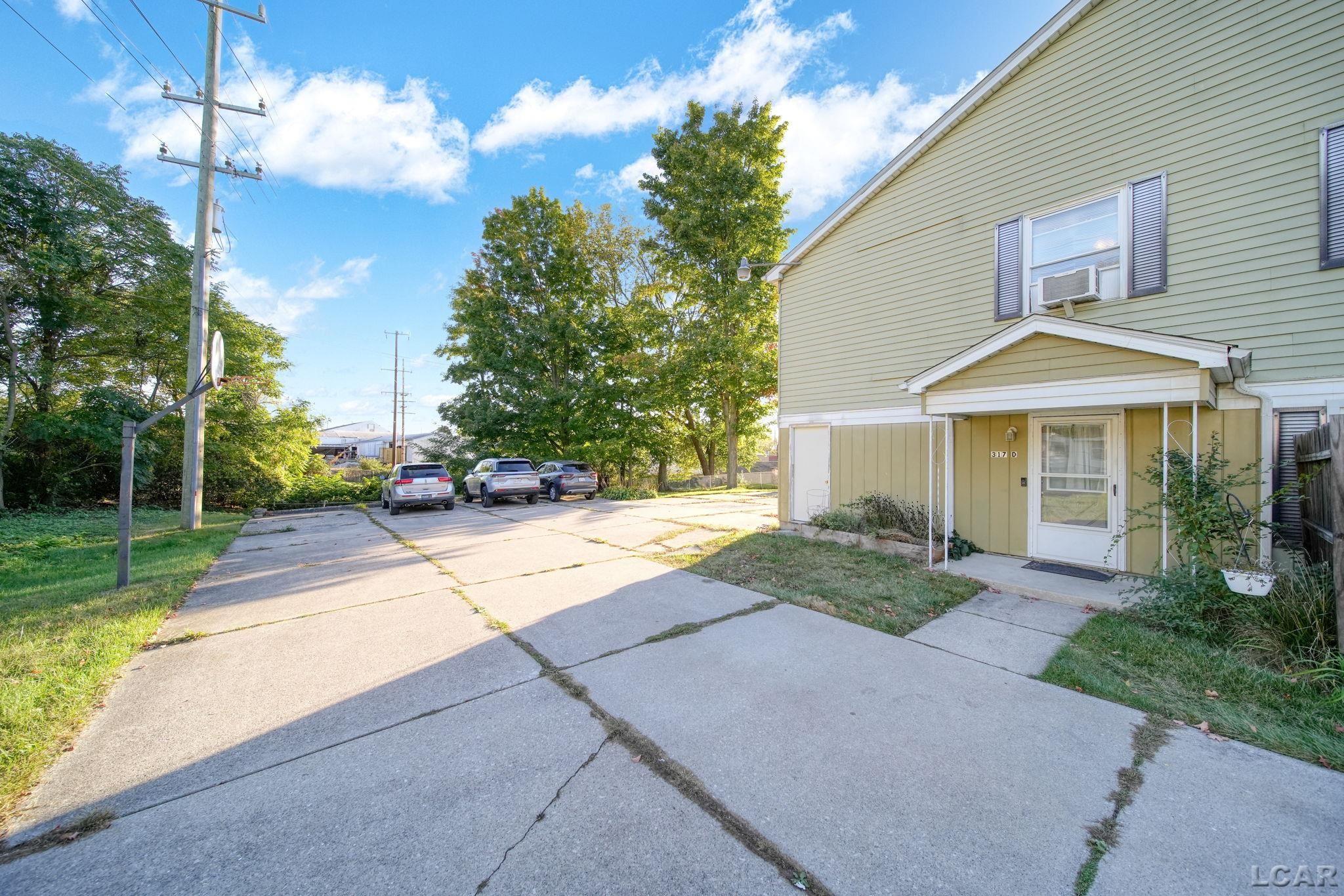 317 Clark Street, Unit D Clinton, MI 49236 - Photo 2 of 30