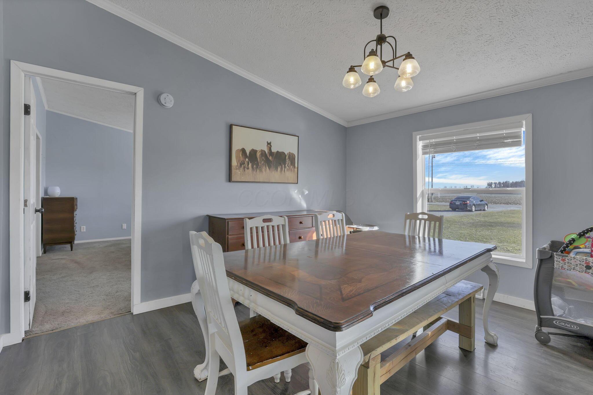 1641 County Road 27 Edison, OH 43320 - Photo 4 of 46 Dining area