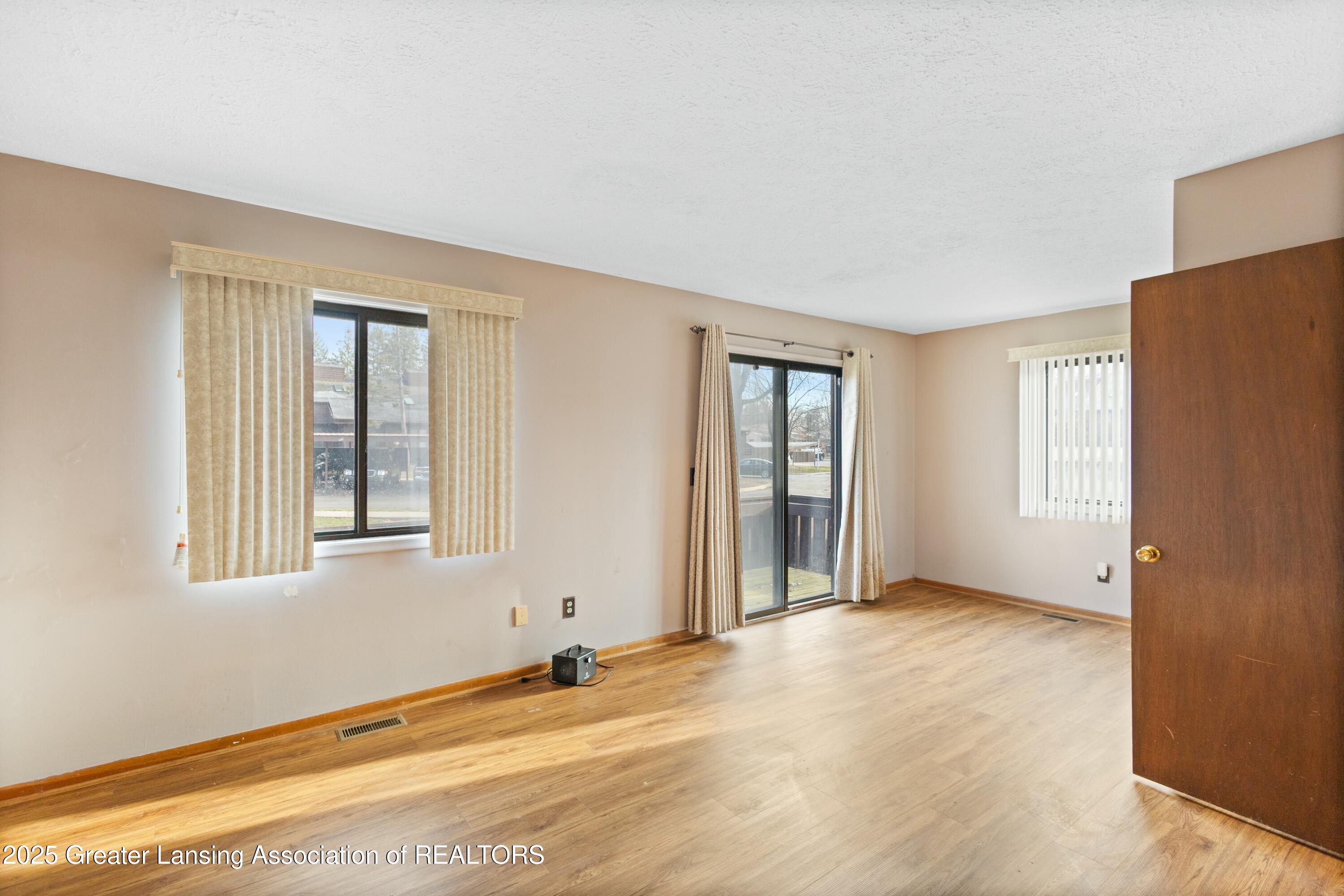 111 East Jolly Road, Unit 25 Lansing, MI 48910 - Photo 24 of 47 tempImager5RRf4