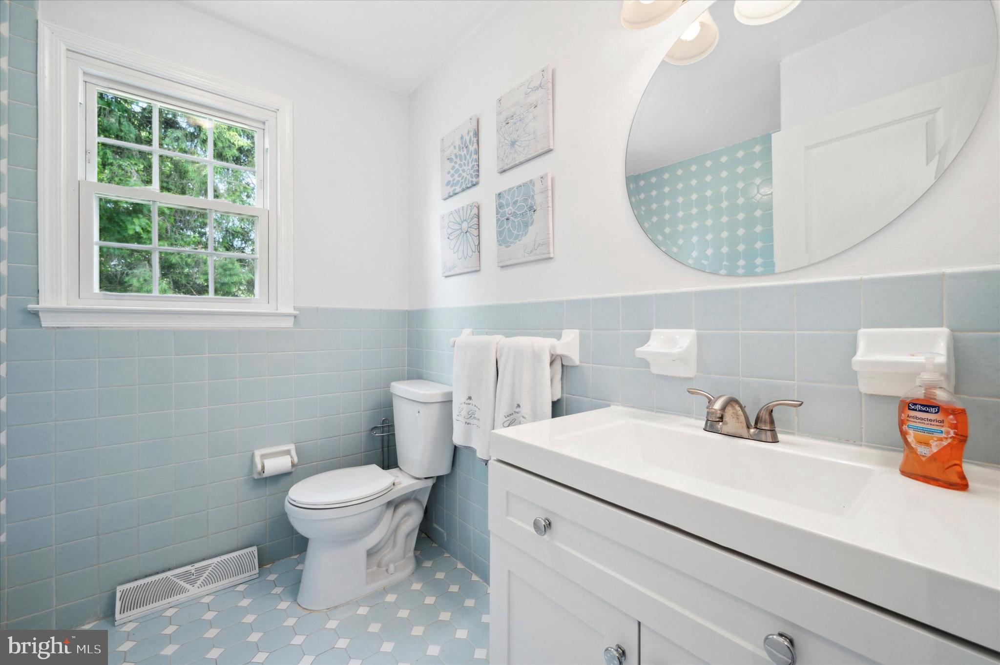 2742 Springfield Road Broomall, PA 19008 - Photo 14 of 15 Gallery Image 14