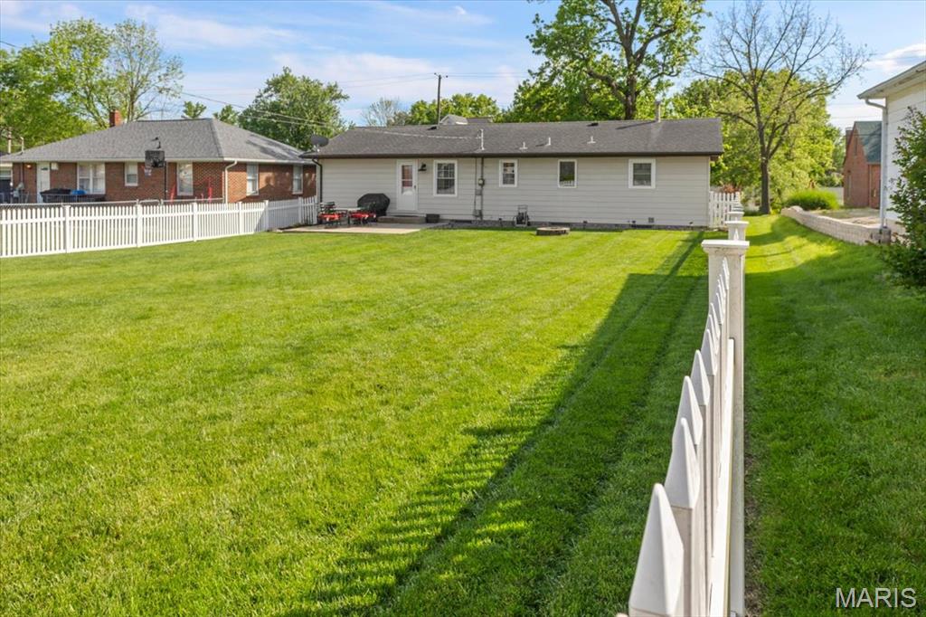 614 South Rapp Avenue Columbia, IL 62236 - Photo 32 of 37