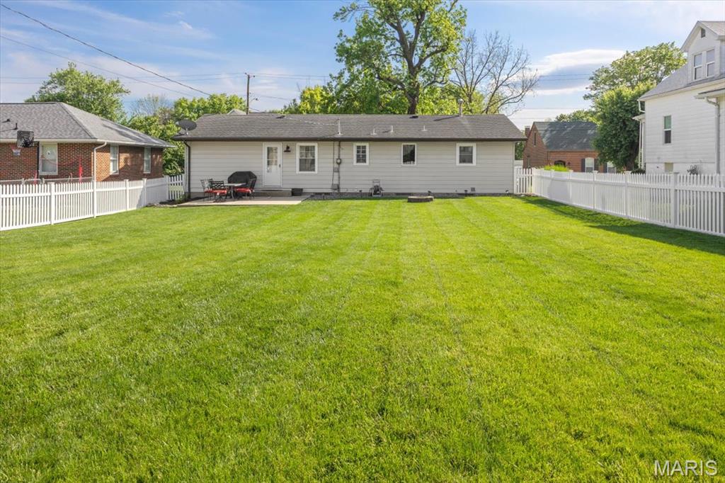 614 South Rapp Avenue Columbia, IL 62236 - Photo 33 of 37
