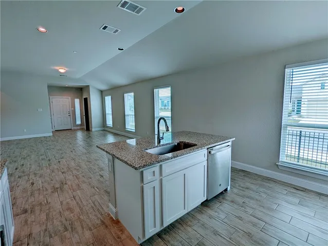 $2,249 | 2800 Joe Dimaggio Boulevard, Unit 94, Round Rock, TX 78665