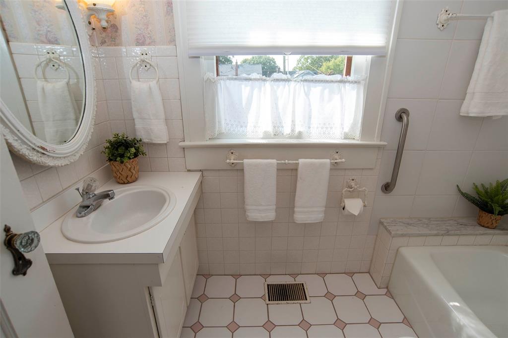 968 North Audubon Road Indianapolis, IN 46219 - Photo 26 of 33 Gallery Image 26