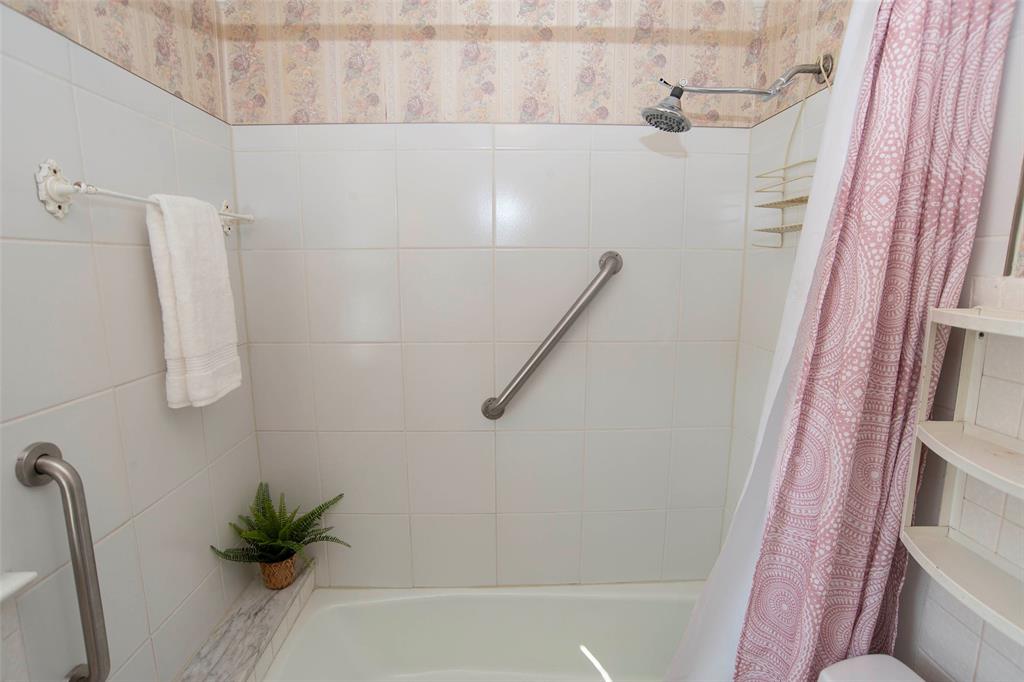 968 North Audubon Road Indianapolis, IN 46219 - Photo 28 of 33 Gallery Image 28