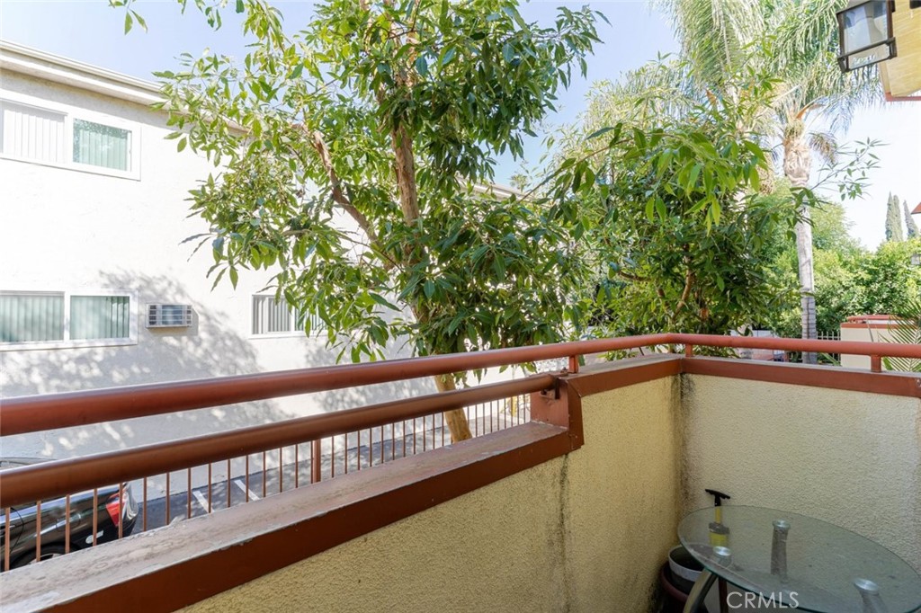 15053 Victory Boulevard, Unit 5 Van Nuys, CA 91411 - Photo 13 of 26