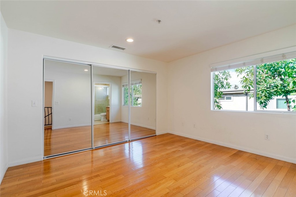 15053 Victory Boulevard, Unit 5 Van Nuys, CA 91411 - Photo 15 of 26