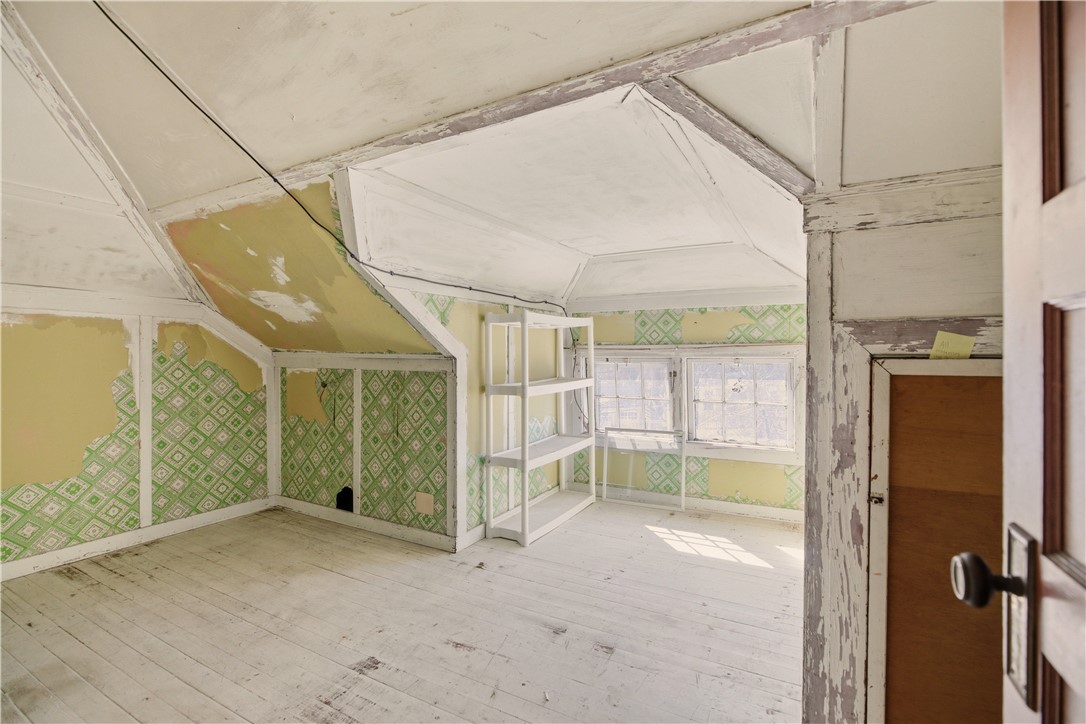 5 Lowden Street Pawtucket, RI 02860 - Photo 28 of 41