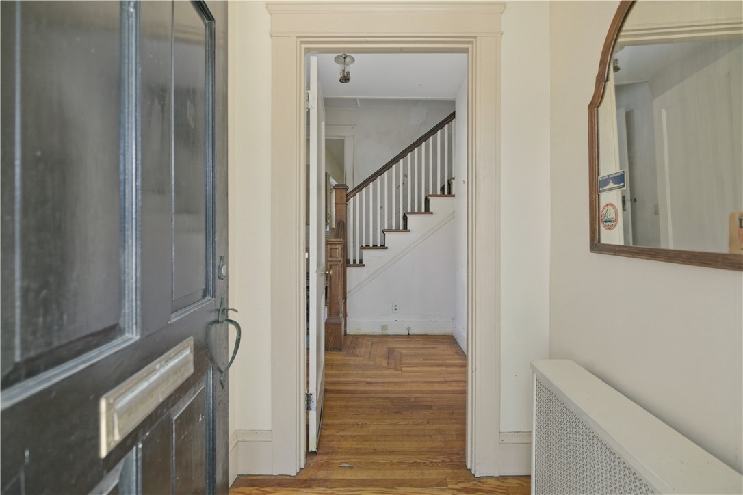 5 Lowden Street Pawtucket, RI 02860 - Photo 3 of 41