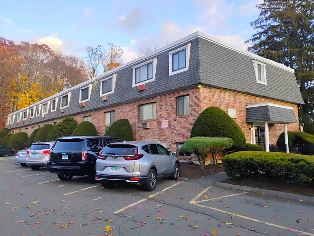 $175,000 | 51 Wildman Street, Unit B407, Danbury, CT 06810
