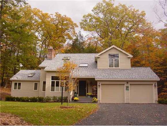 65 Bentley Road Hartford, VT 05059 - Photo 1 of 1 Gallery Image 1