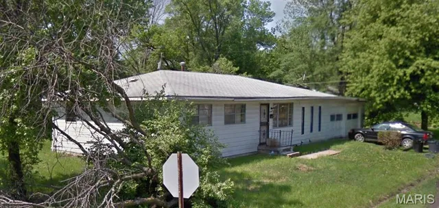 $4,900 | 5150 Rosemont Avenue, Washington Park, IL 62204