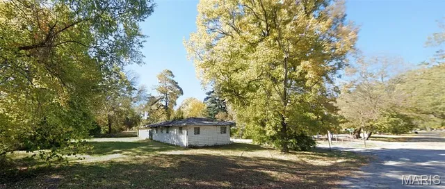 $4,900 | 5150 Rosemont Avenue, Washington Park, IL 62204