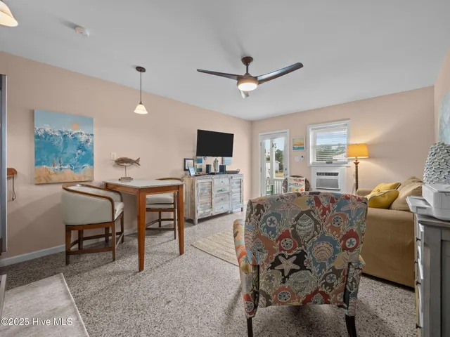 $220,000 | 301 Henderson Boulevard, Unit 24, Atlantic Beach, NC 28512
