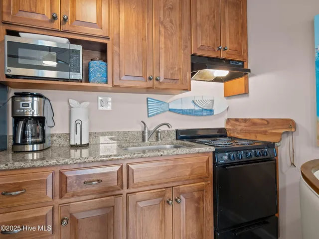 $220,000 | 301 Henderson Boulevard, Unit 24, Atlantic Beach, NC 28512