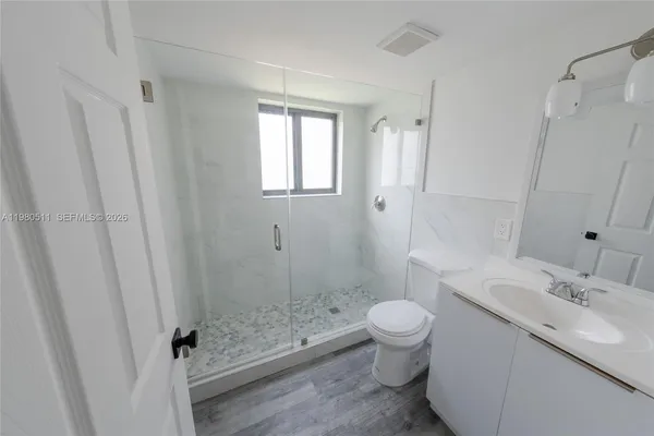 $2,250 | 3417 Northwest 22nd Avenue, Unit 1, Miami, FL 33142