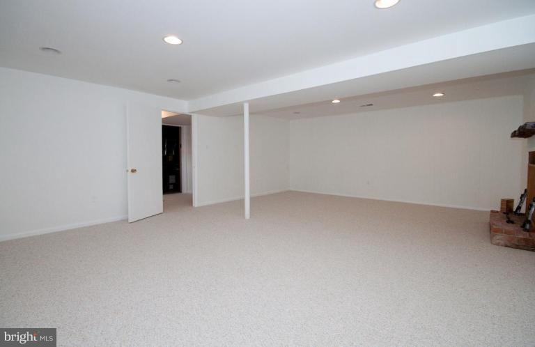 5510 Callander Drive Springfield, VA 22151 - Photo 15 of 17