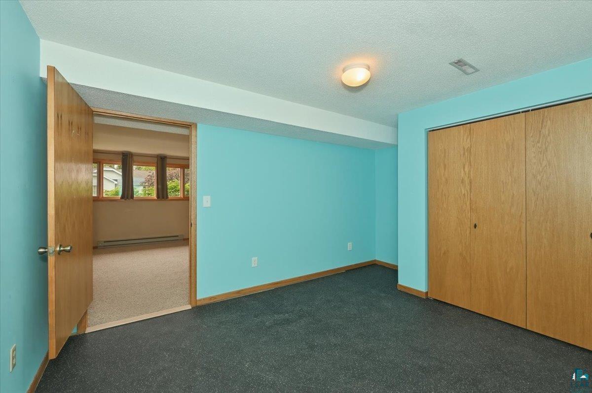 4113 Tioga Street Duluth, MN 55804 - Photo 25 of 31 Den/Office