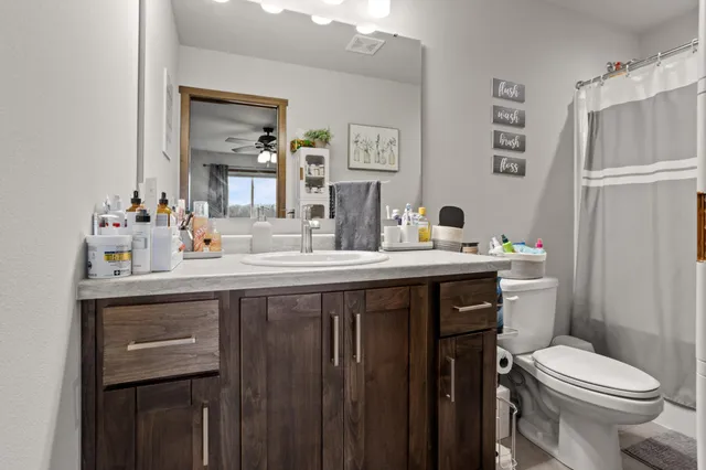 $475,000 | 6628 14th Street South, Fargo, ND 58104