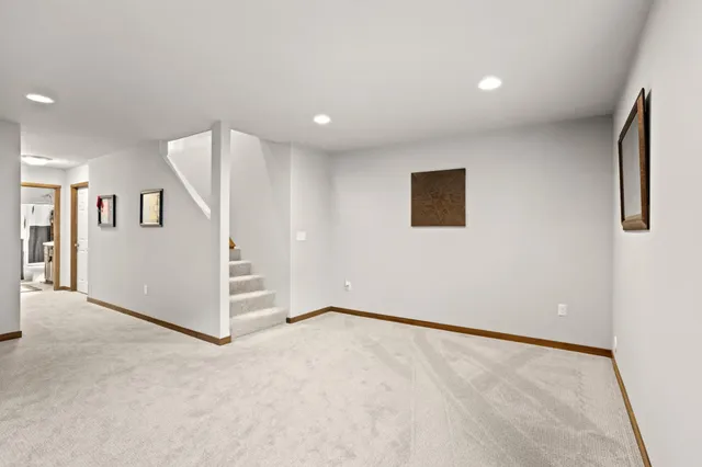 $475,000 | 6628 14th Street South, Fargo, ND 58104