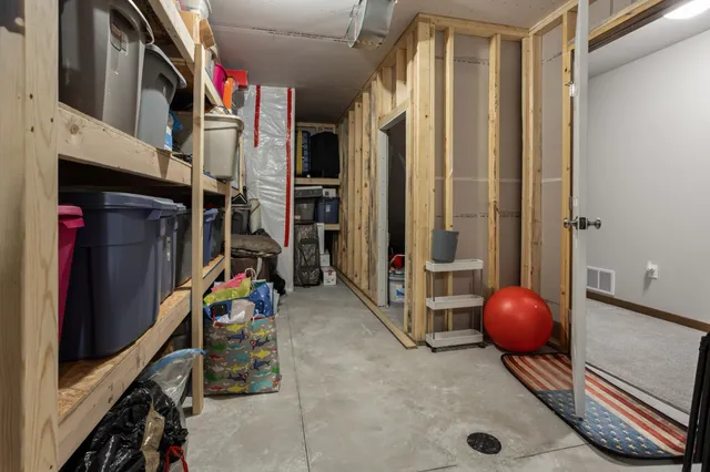 $475,000 | 6628 14th Street South, Fargo, ND 58104