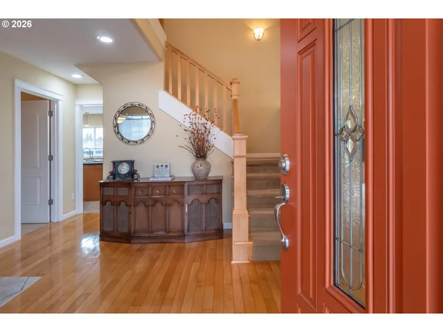 $515,000 | 902 North View Drive, Winchester, OR 97495