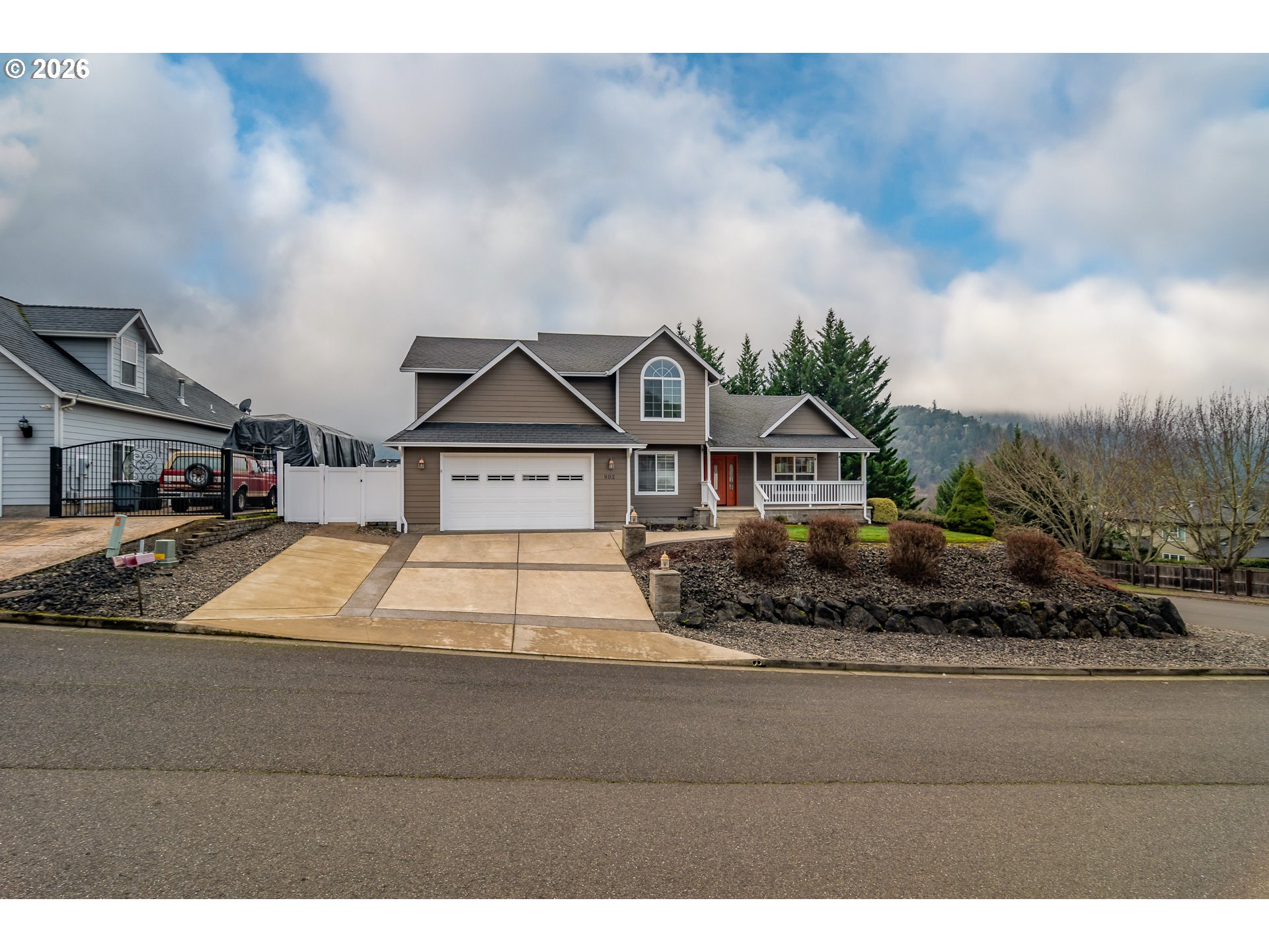 902 North View Drive Winchester, OR 97495 - Photo 10 of 32