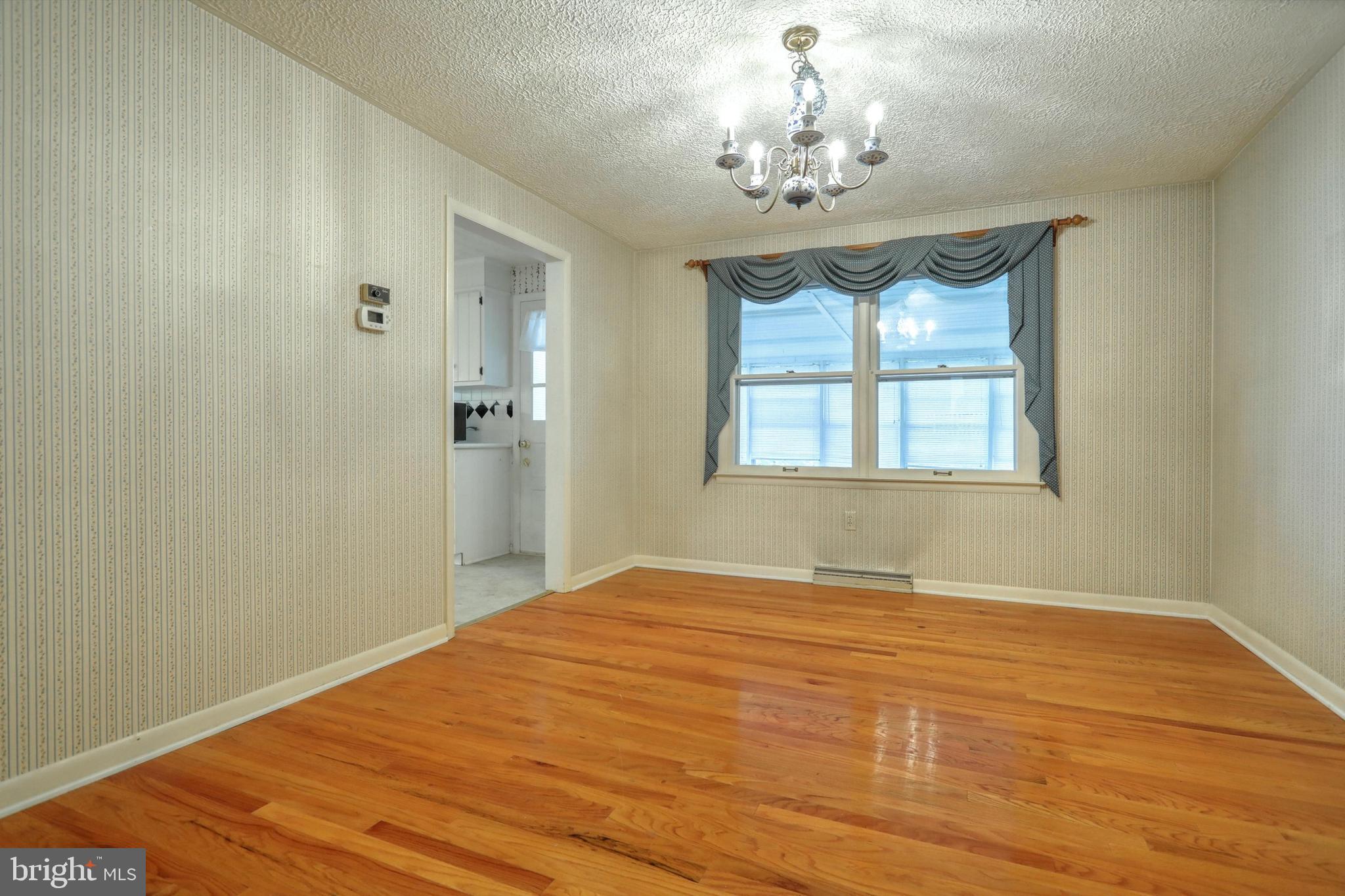 230 Margate Road York, PA 17408 - Photo 7 of 27