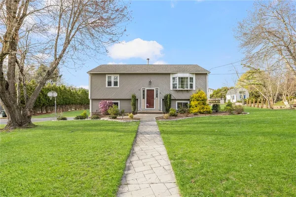 $499,900 | 11 Nichole Lane, Coventry, RI 02816
