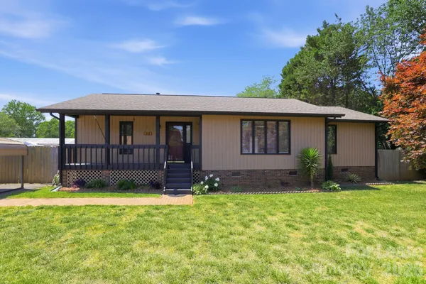 $1,950 | 303 Ford Street, Cramerton, NC 28032