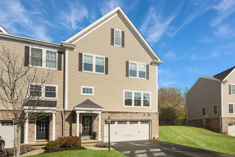 $400,000 | 3095 Raintree Drive, Gibsonia, PA 15044