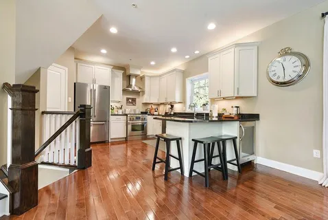 $400,000 | 3095 Raintree Drive, Gibsonia, PA 15044