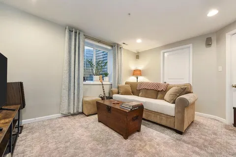 $400,000 | 3095 Raintree Drive, Gibsonia, PA 15044