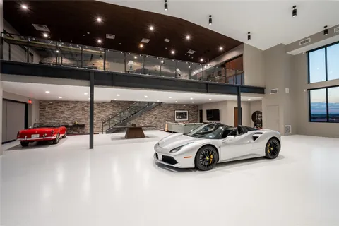 $1,675,000 | 8001 Circuit Of The Americas Boulevard, Unit 2101, Del Valle, TX 78617