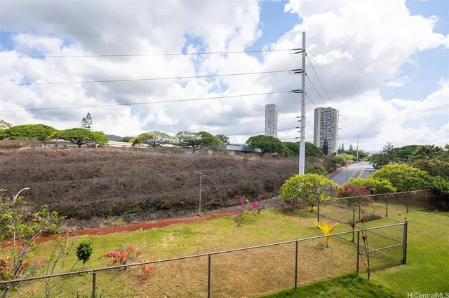 a car parked in front of a building