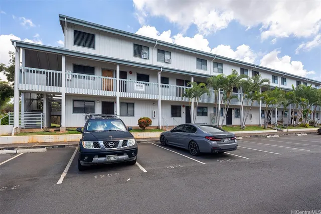 $2,300 | 98-640 Moanalua Loop, Unit 2023, Aiea, HI 96701