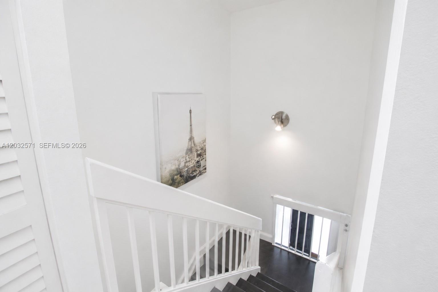 1127 Southwest 134th Place Miami, FL 33184 - Photo 10 of 26