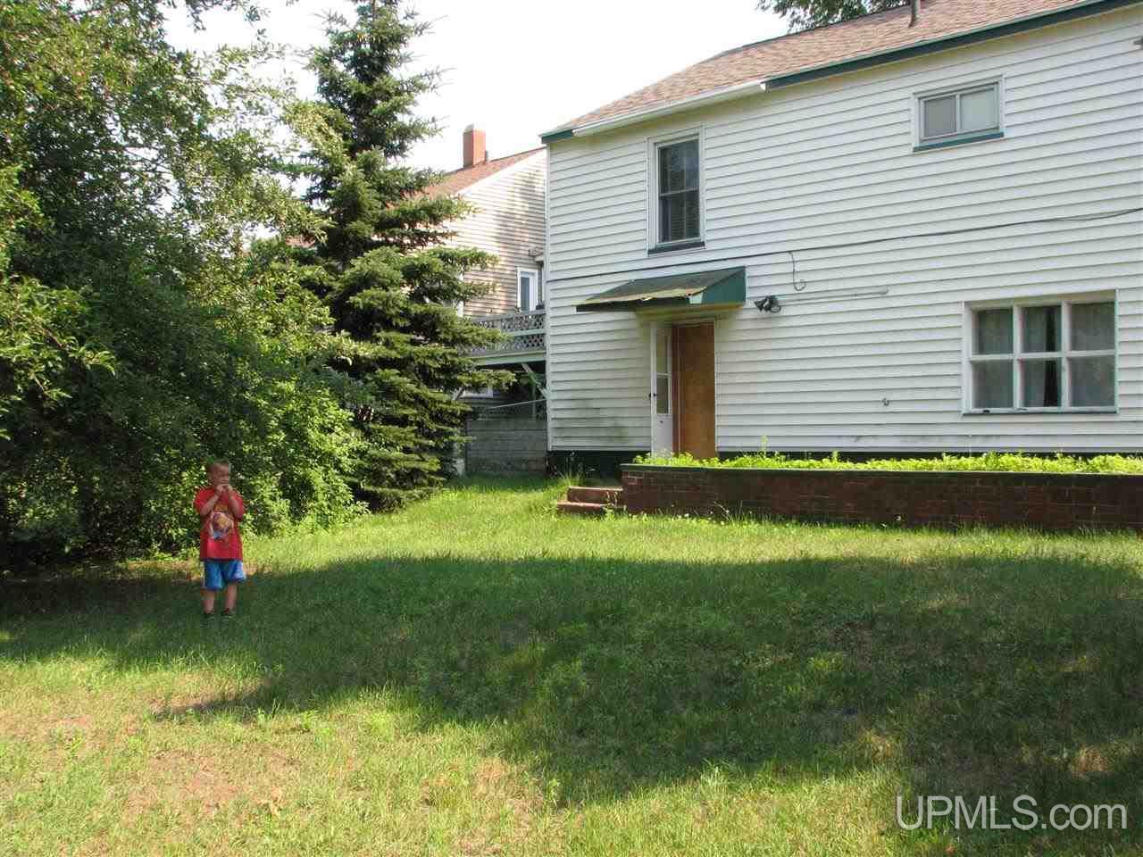436 West Ridge Street Marquette, MI 49855 - Photo 3 of 17
