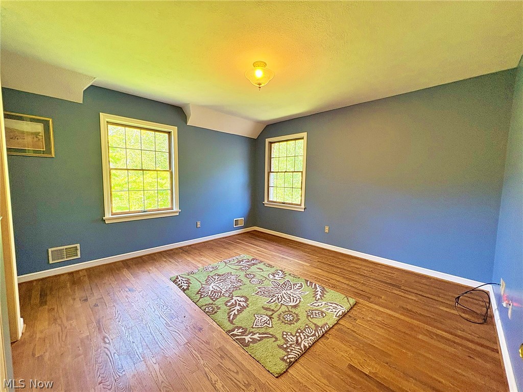 15818 Darrow Road Vermilion, OH 44089 - Photo 25 of 47
