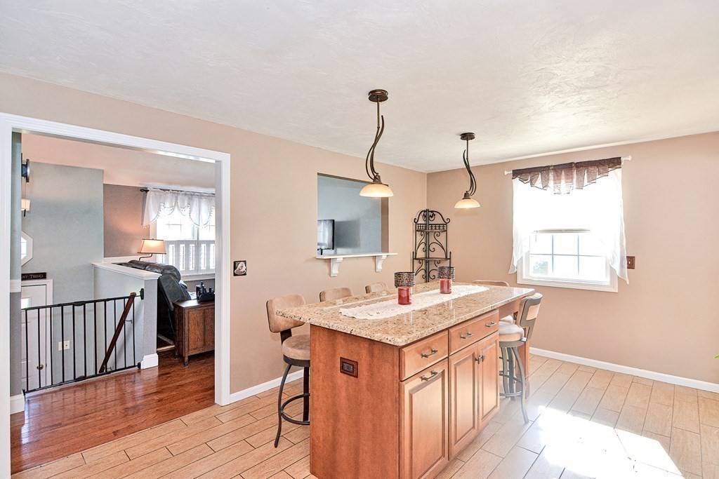 129 Morrison Road East Taunton, MA 02718 - Photo 8 of 27